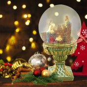Рождественский снежный шар "Святое семейство", полистоун; h25.Арт.П-КР-50735